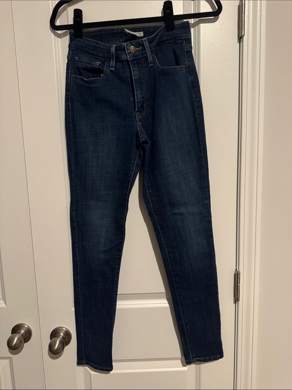 Levi’s Women's High-Rise Skinny Jeans in Dark Blue Denim